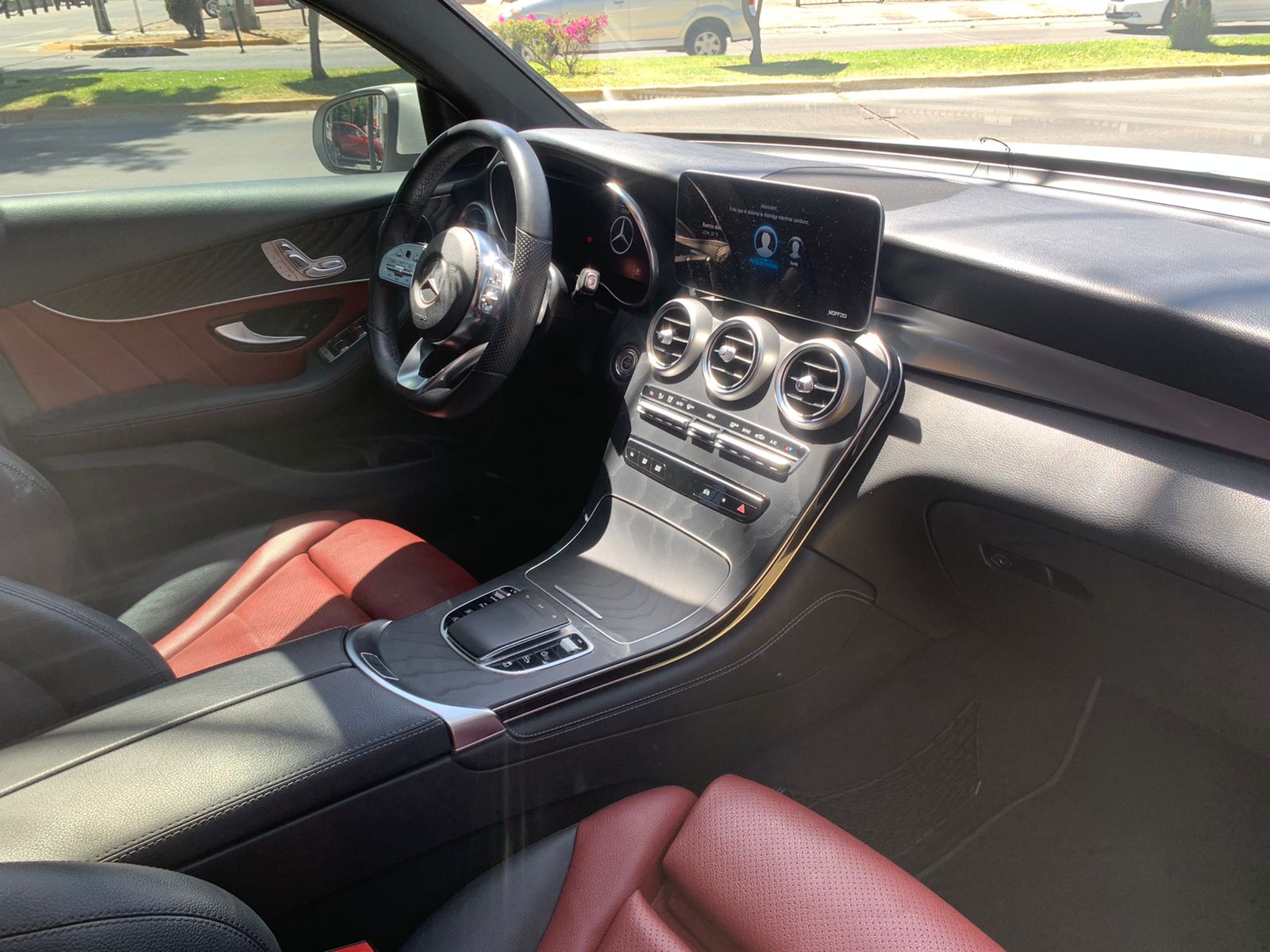 MERCEDES BENZ GLC300 COUPE 2020 BLANCO