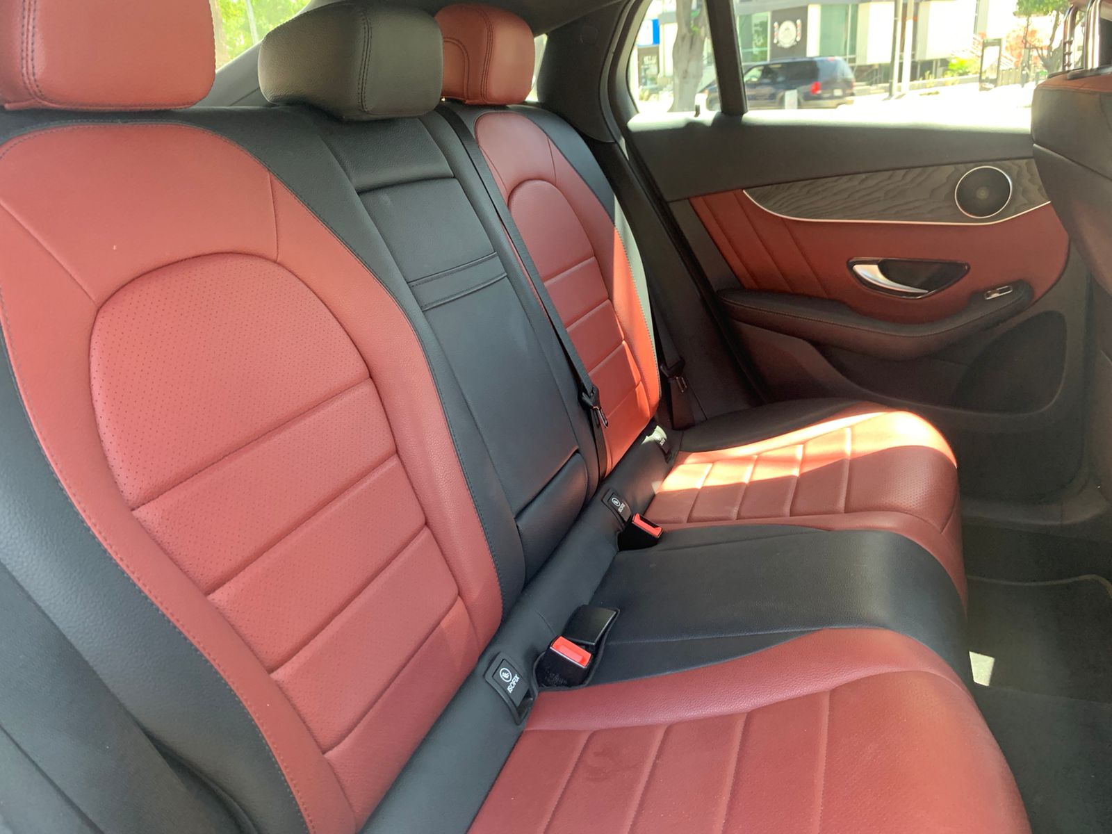 MERCEDES BENZ GLC300 COUPE 2020 BLANCO