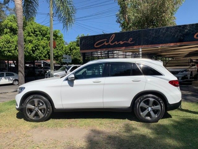 MERCEDES BENZ GLC300 OFF ROAD 2016 BLANCO Q/C