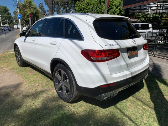 MERCEDES BENZ GLC300 OFF ROAD 2016 BLANCO Q/C