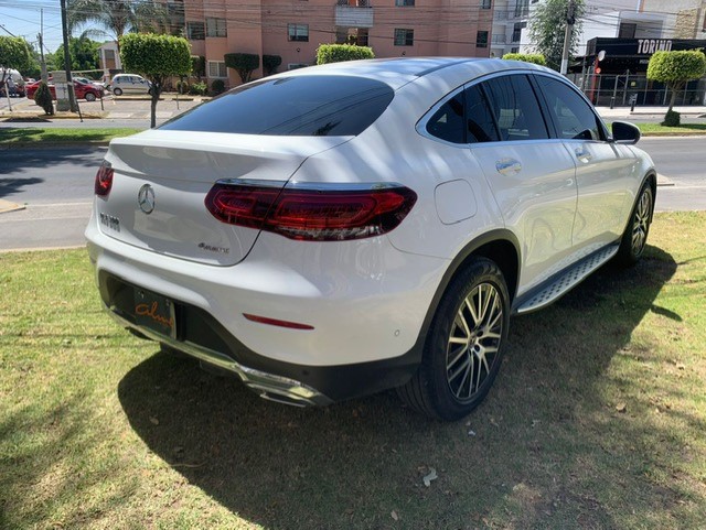 MERCEDES BENZ GLC300 COUPE 2020 BLANCO