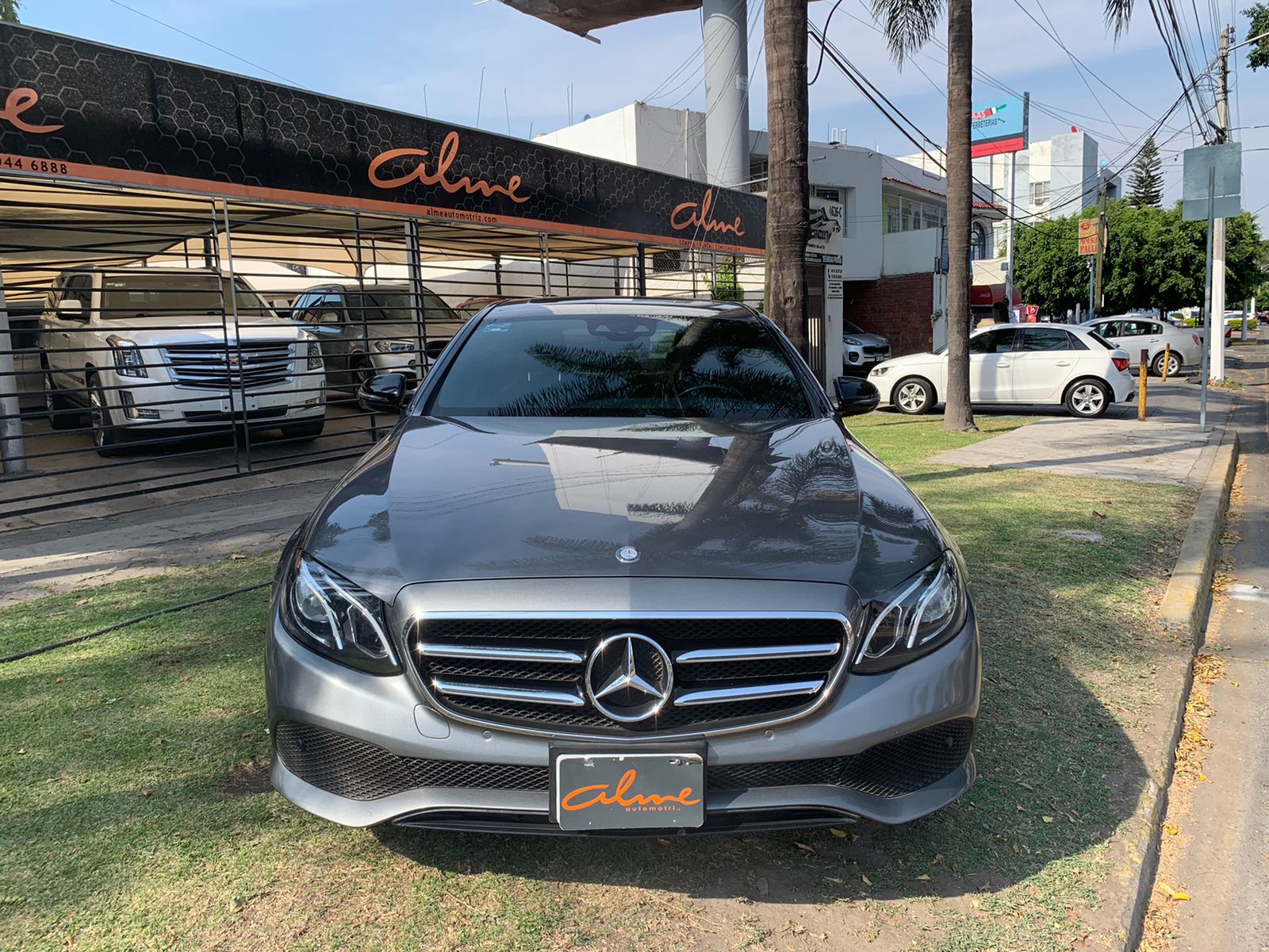 MERCEDES E200 2017 GRIS