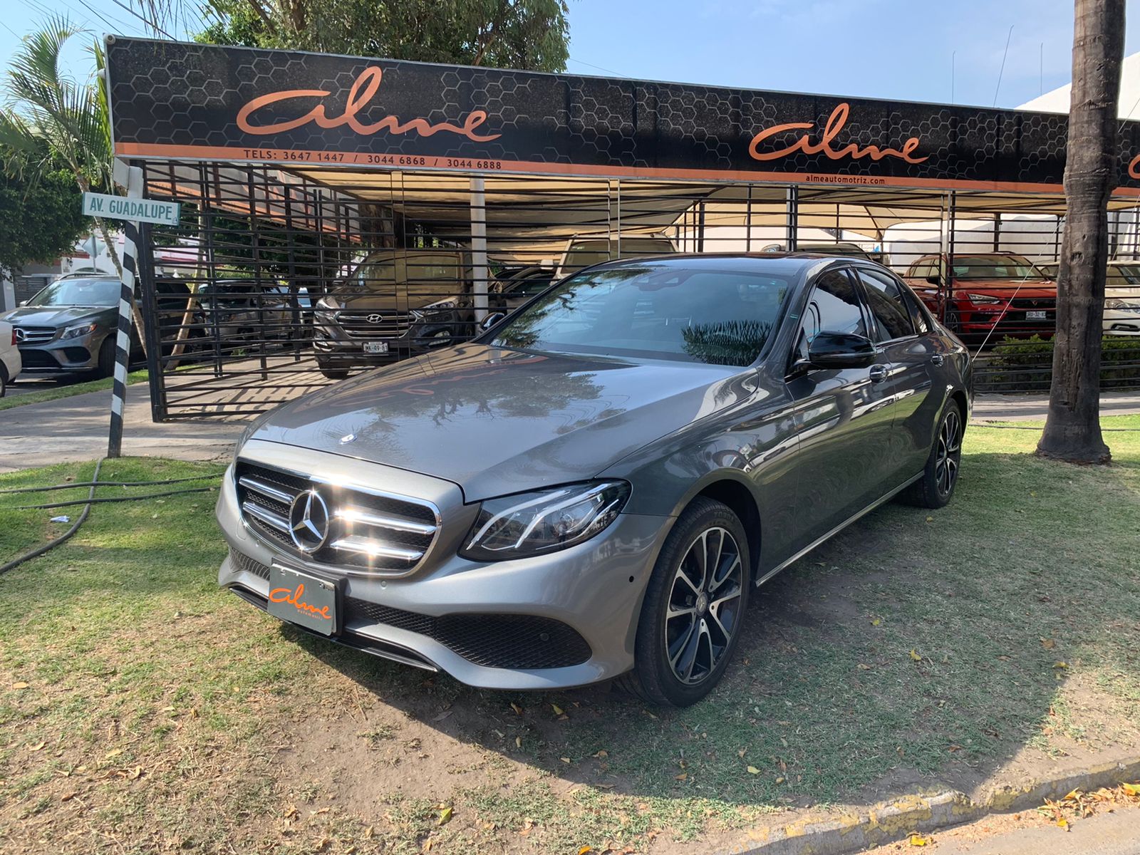 MERCEDES E200 2017 GRIS