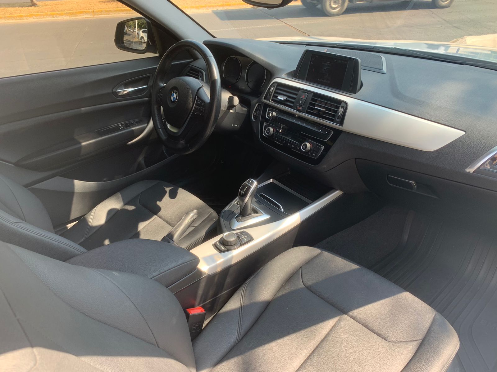 BMW 220iA COUPE EXECUTIVE BLANCO 2018