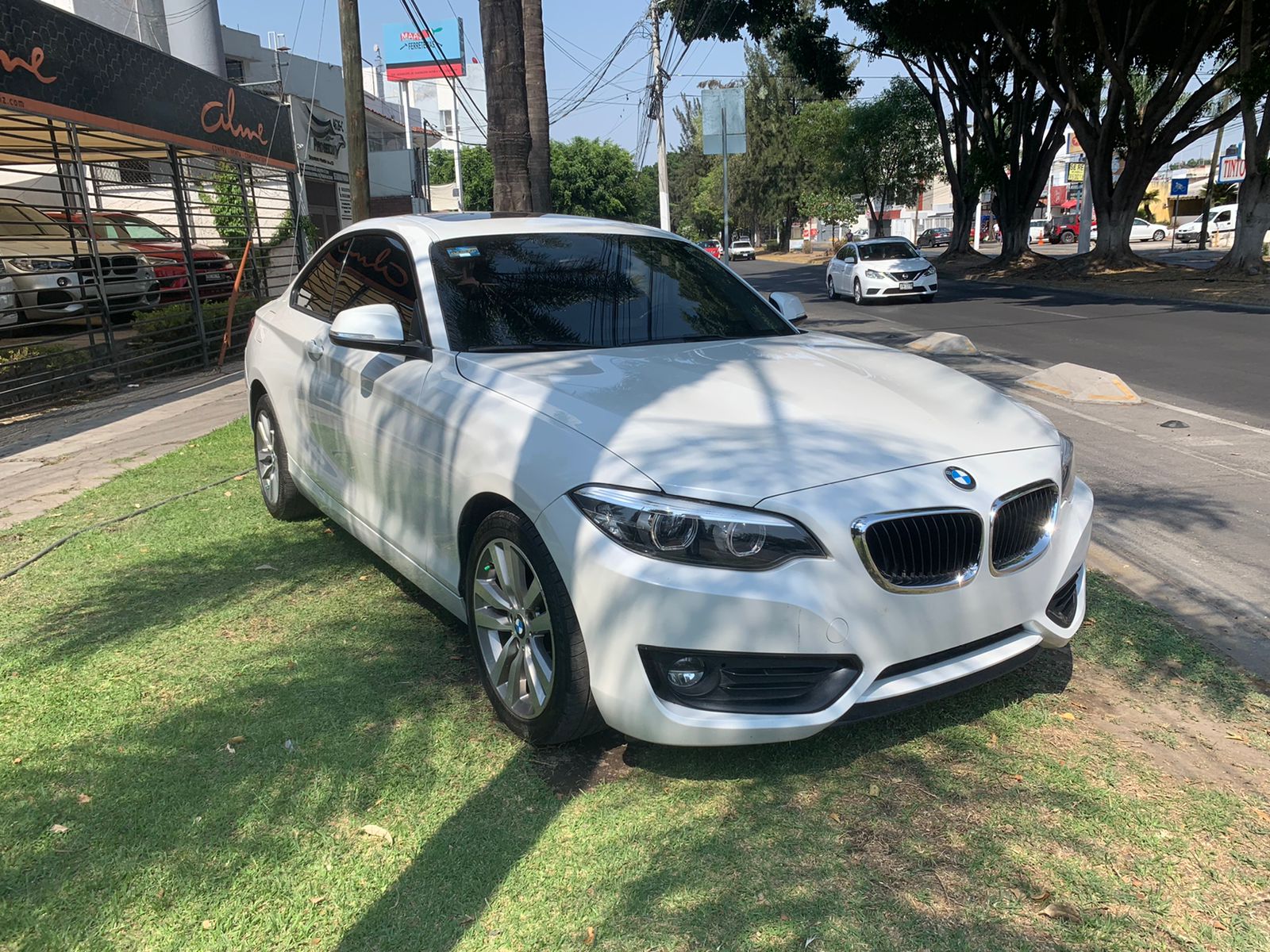 BMW 220iA COUPE EXECUTIVE BLANCO 2018