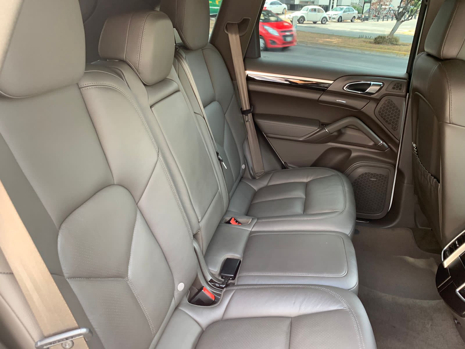 PORSCHE CAYENNE S HYBRID 2016 BLANCO