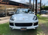 PORSCHE CAYENNE S HYBRID 2016 BLANCO