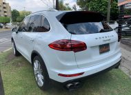 PORSCHE CAYENNE S HYBRID 2016 BLANCO