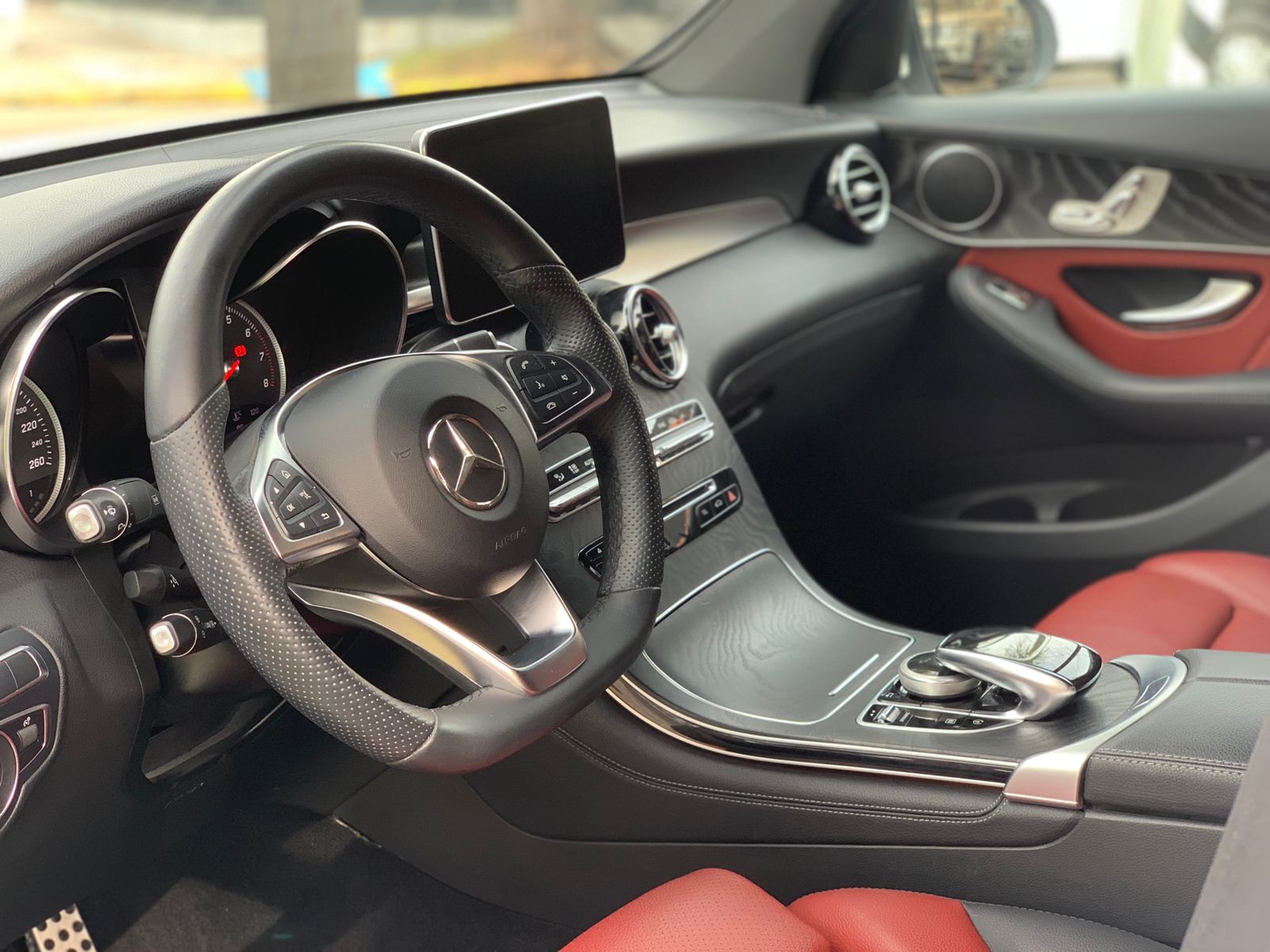 MERCEDES BENZ GLC300 COUPE AVANGARDE 2019 BLANCO