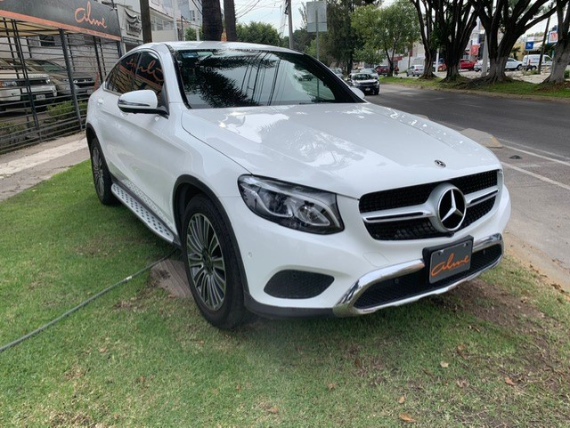 MERCEDES BENZ GLC300 COUPE AVANGARDE 2019 BLANCO