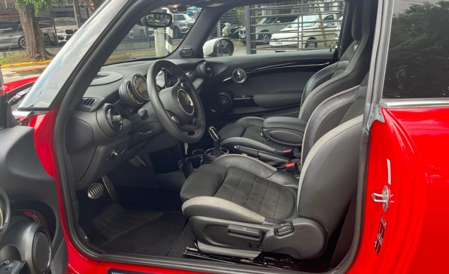 MINI COOPER JHON COOPER WORKS ICONICS 2022 ROJO