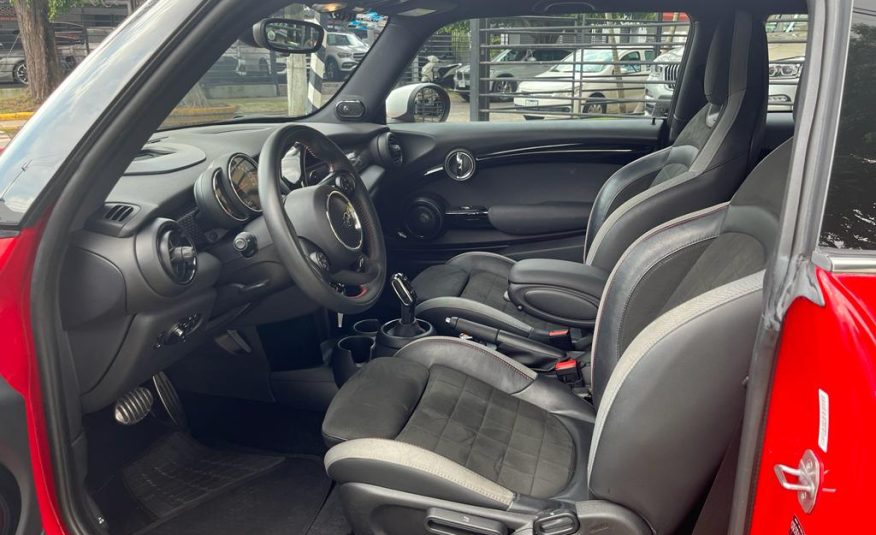 MINI COOPER JHON COOPER WORKS ICONICS 2022 ROJO