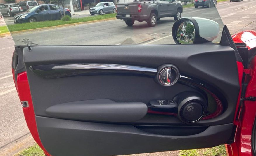 MINI COOPER JHON COOPER WORKS ICONICS 2022 ROJO