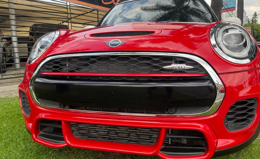 MINI COOPER JHON COOPER WORKS ICONICS 2022 ROJO