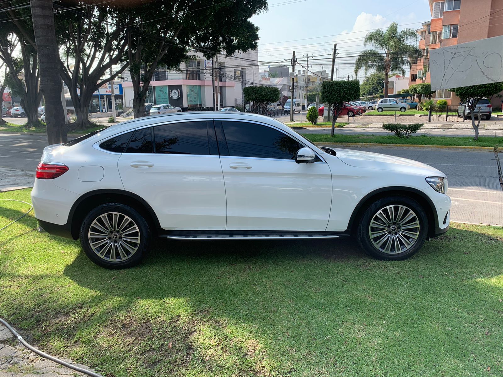 Mercedes-Benz GLC 300 Coupe Avantgarde 2019 Blanco