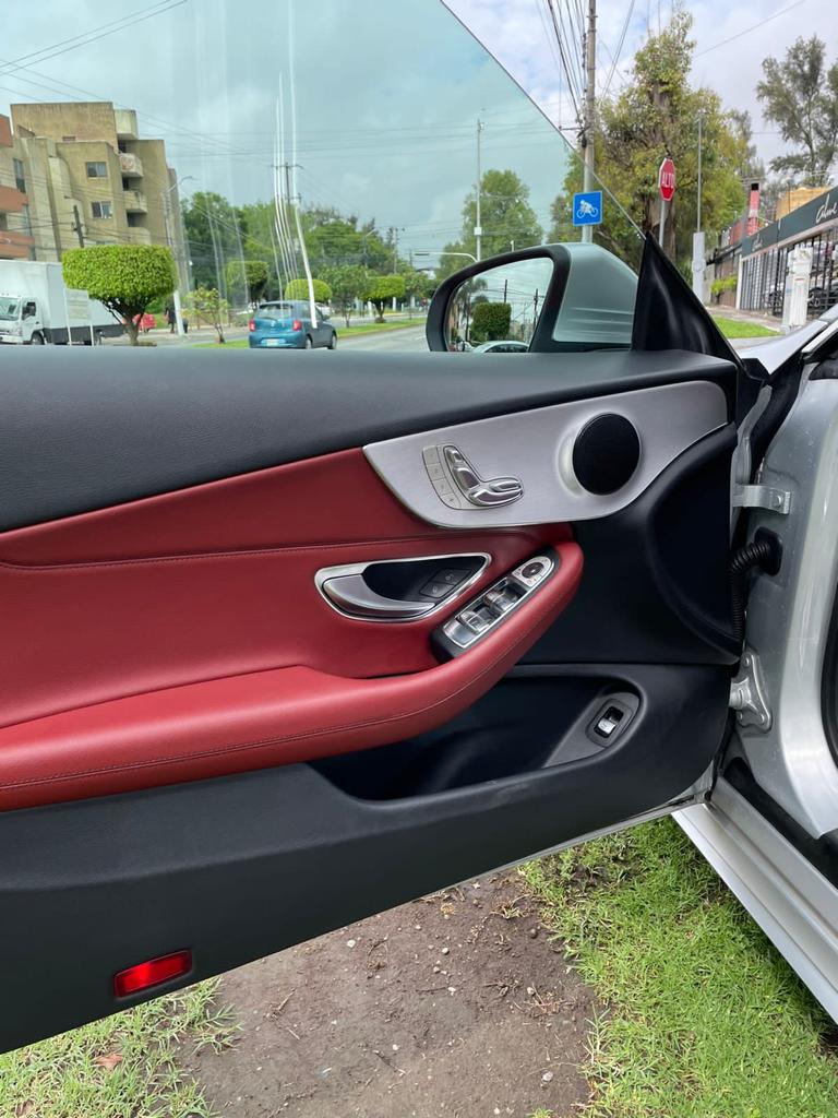 MERCEDES-BENZ CLASE C C300 CONVERTIBLE 2018 GRIS PLATA