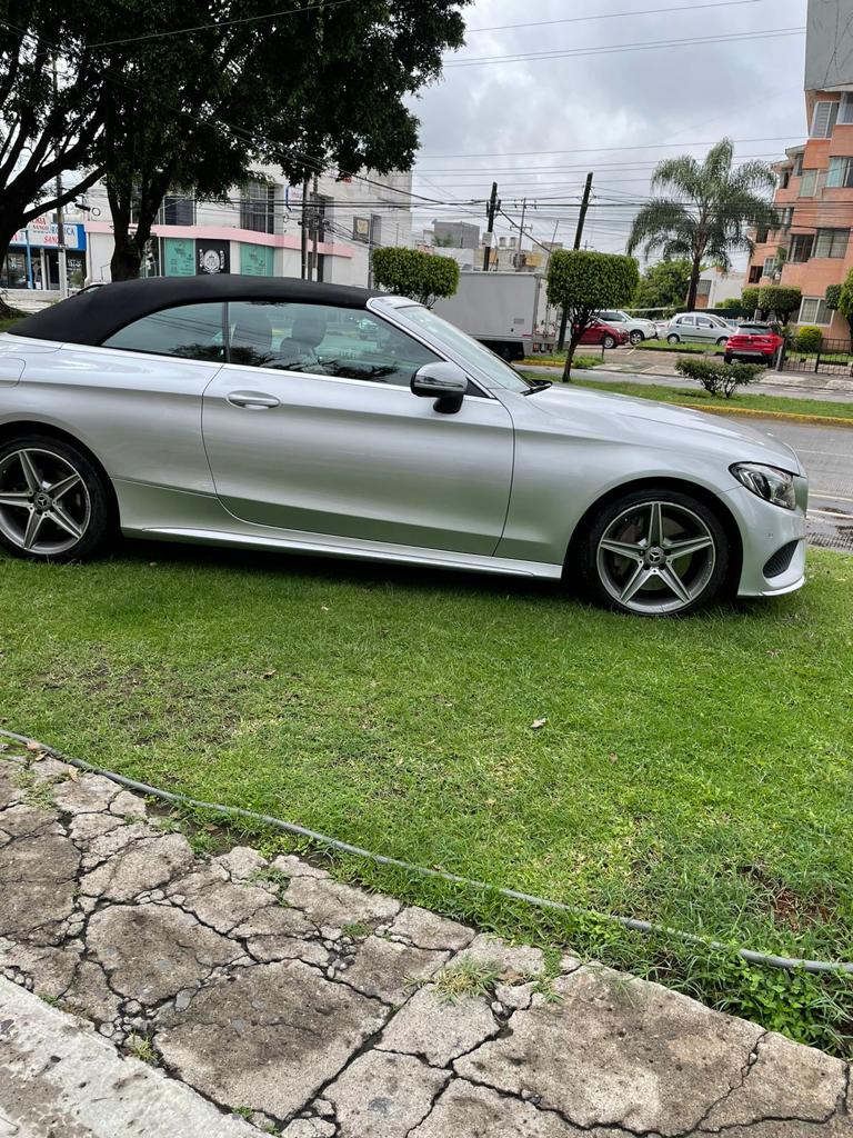 MERCEDES-BENZ CLASE C C300 CONVERTIBLE 2018 GRIS PLATA