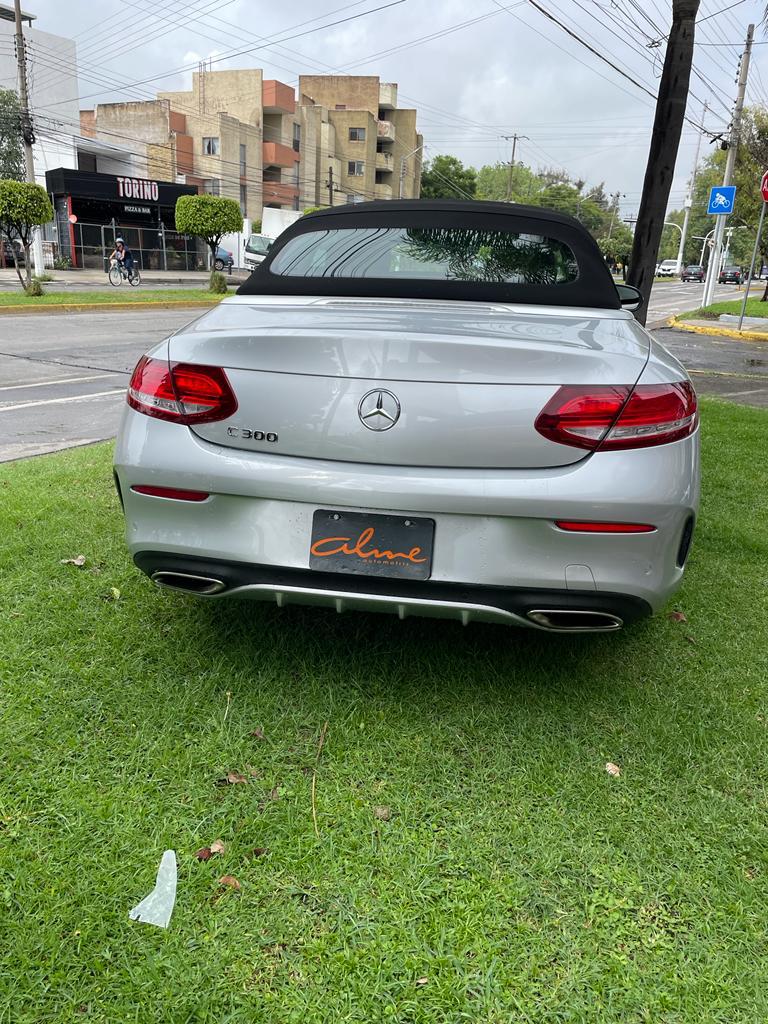 MERCEDES-BENZ CLASE C C300 CONVERTIBLE 2018 GRIS PLATA