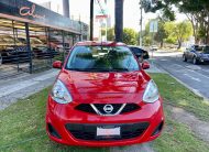 NISSAN MARCH ROJO 2020