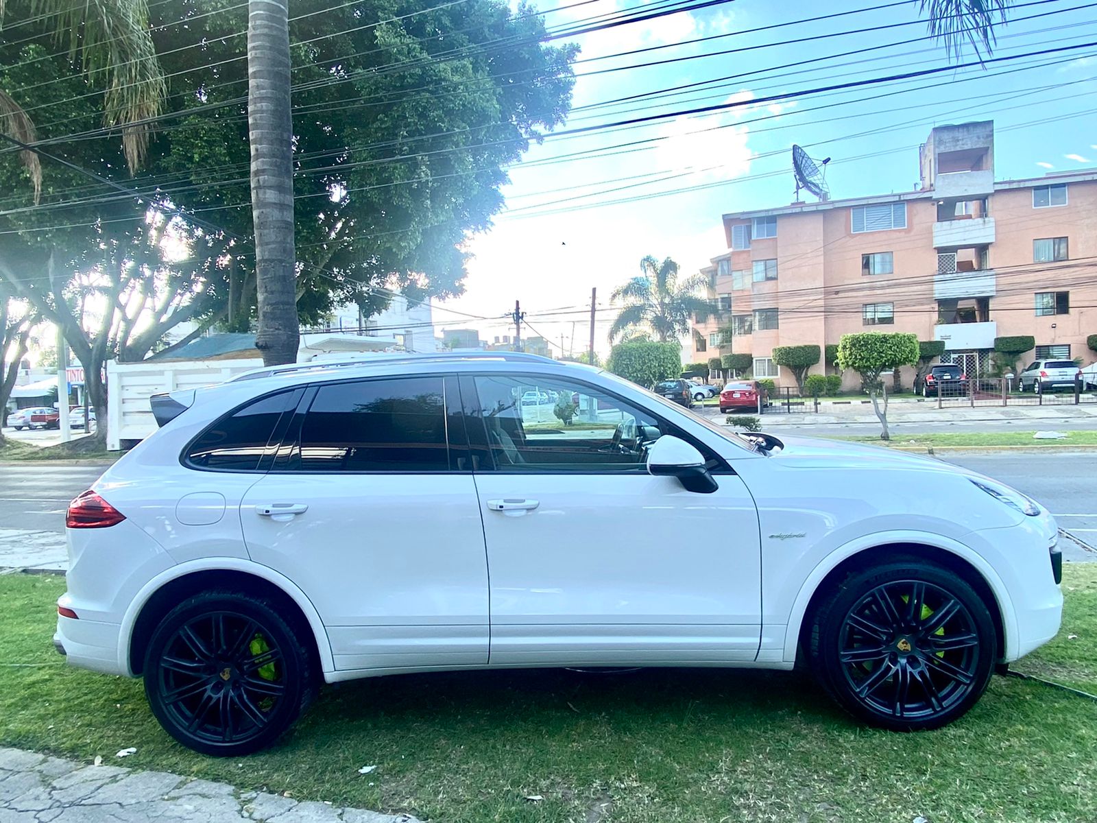 PORSCHE CAYENNE HYBRIDO BLANCO 2016