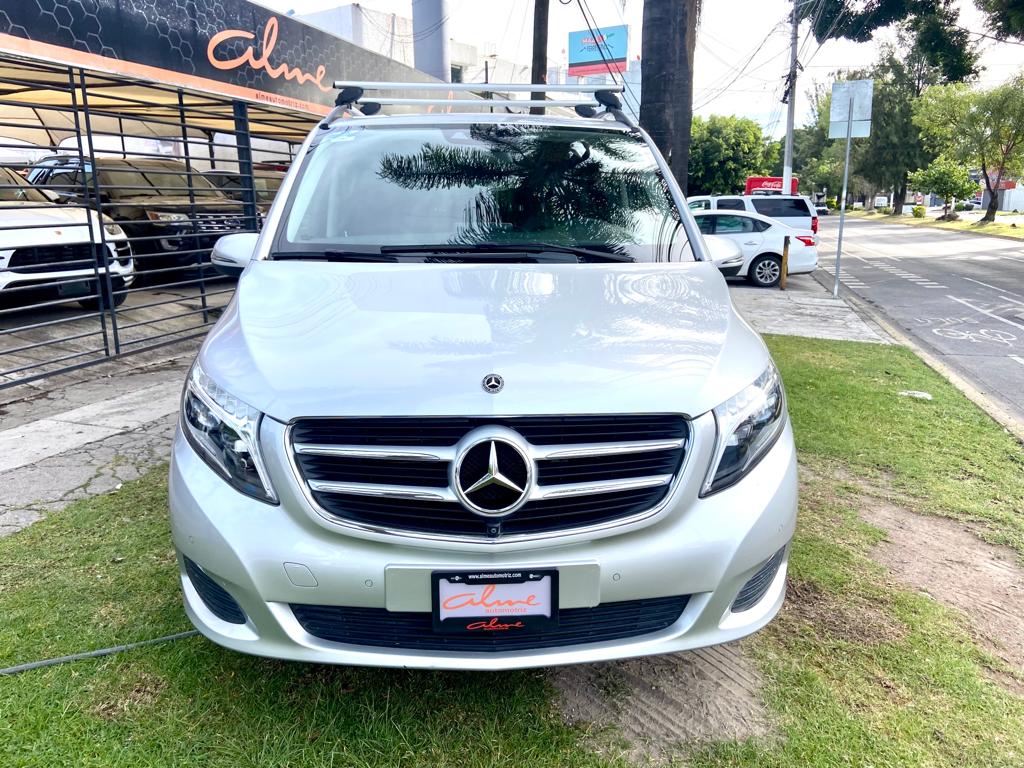 MERCEDES V250 AVANGARDE 2019 GRIS