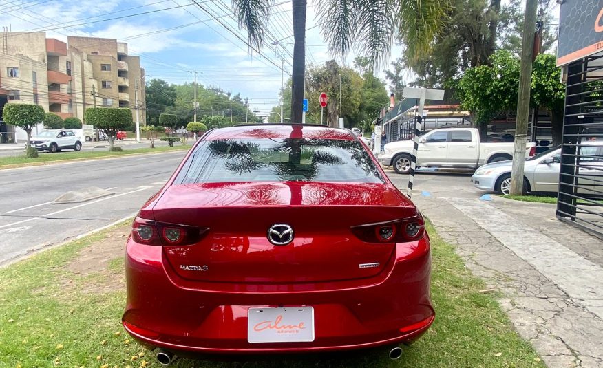 MAZDA 3 TOURING AT 2021 ROJO