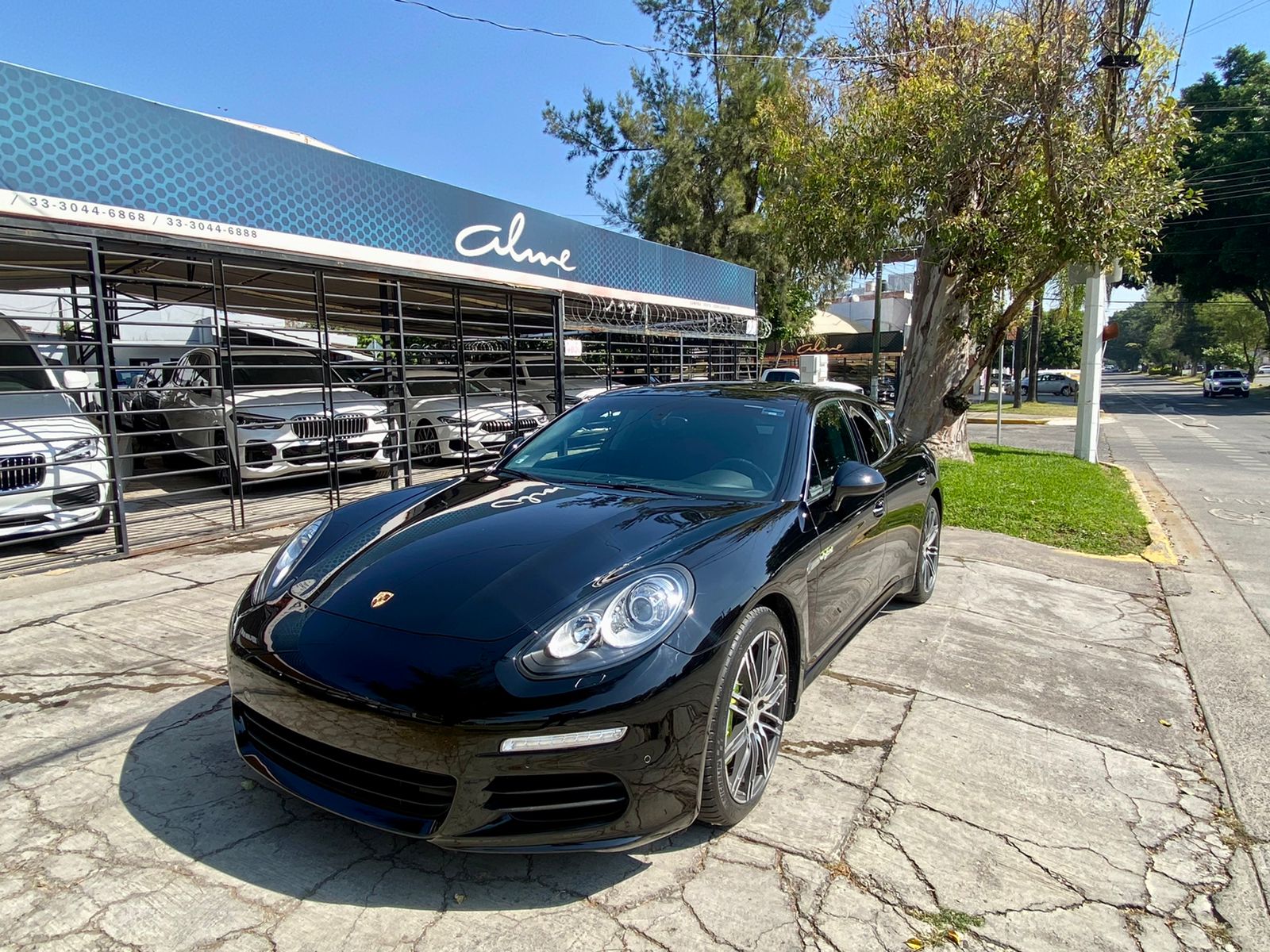 PORSCHE PANAMERA NEGRO 2016