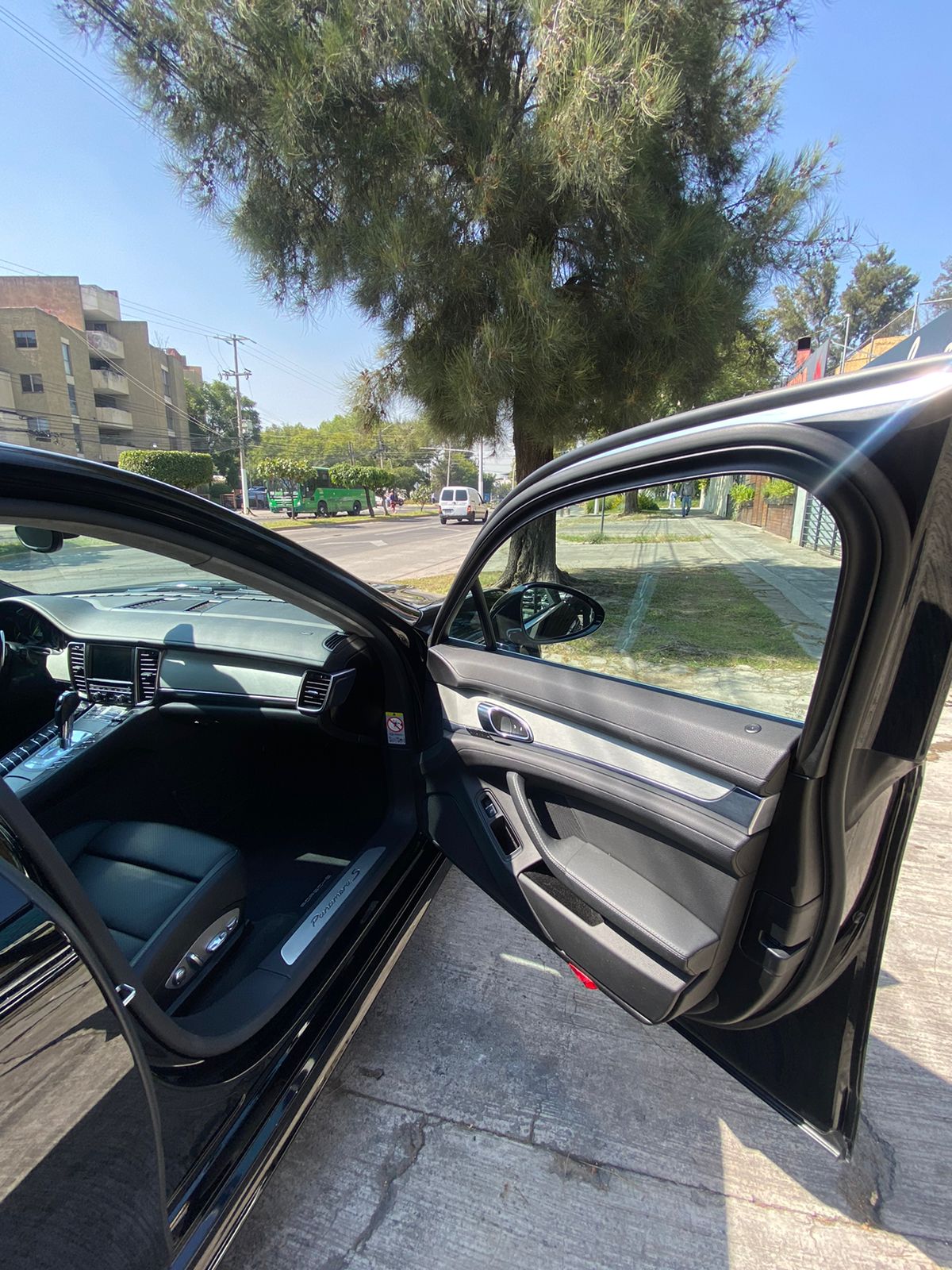 PORSCHE PANAMERA NEGRO 2016