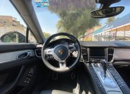 PORSCHE PANAMERA NEGRO 2016
