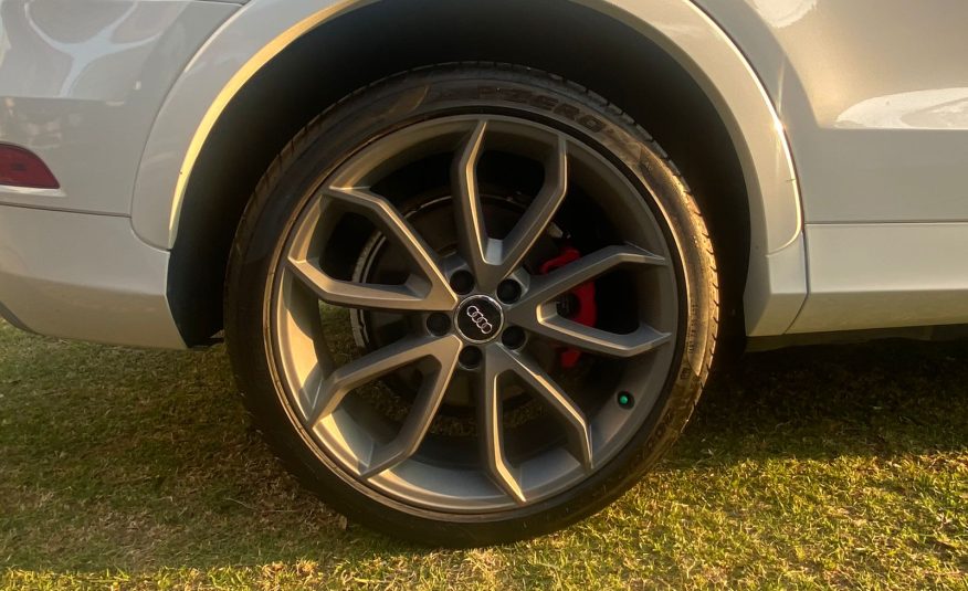 AUDI Q3 RS BLANCO 2017