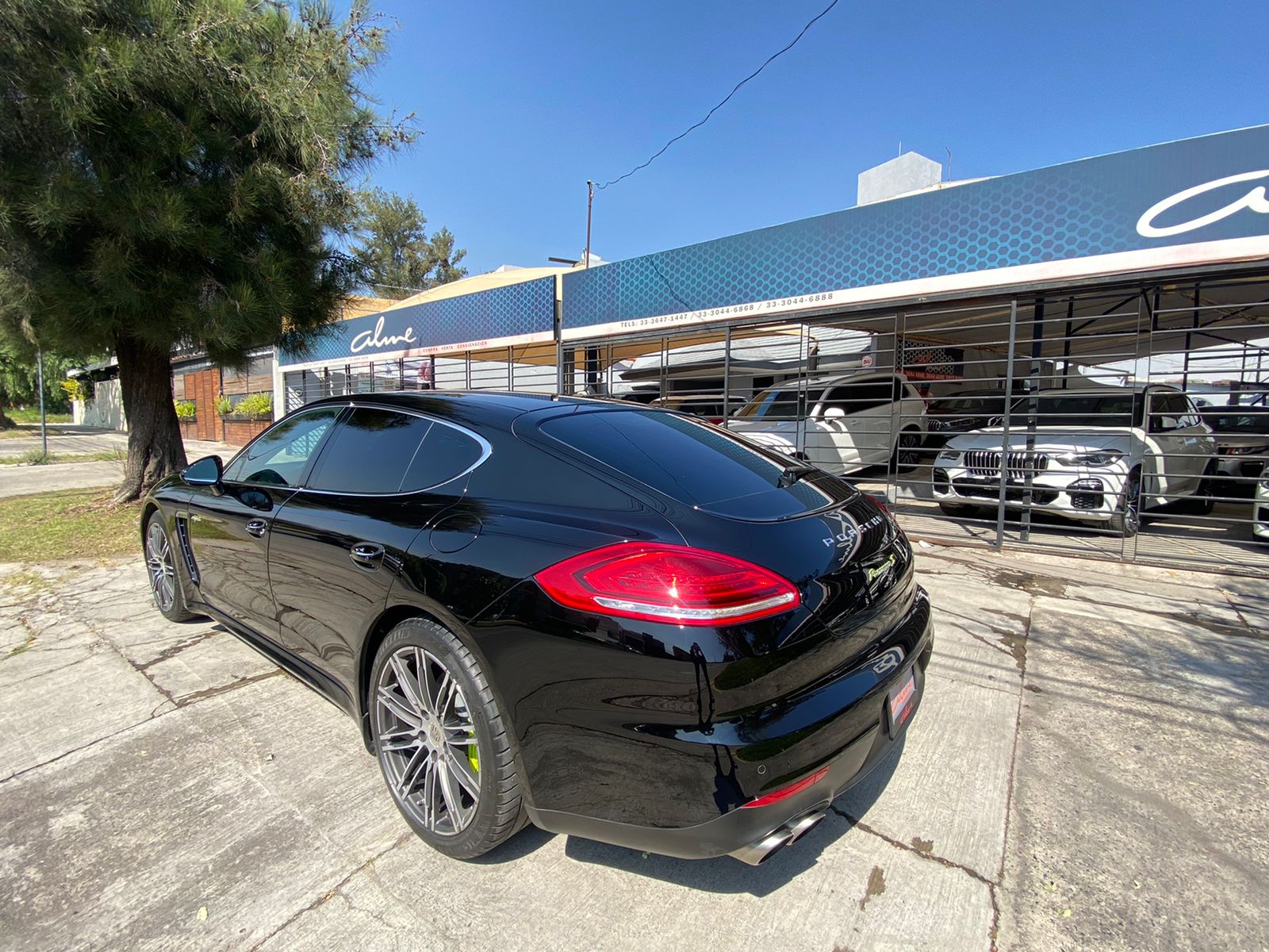 PORSCHE PANAMERA NEGRO 2016