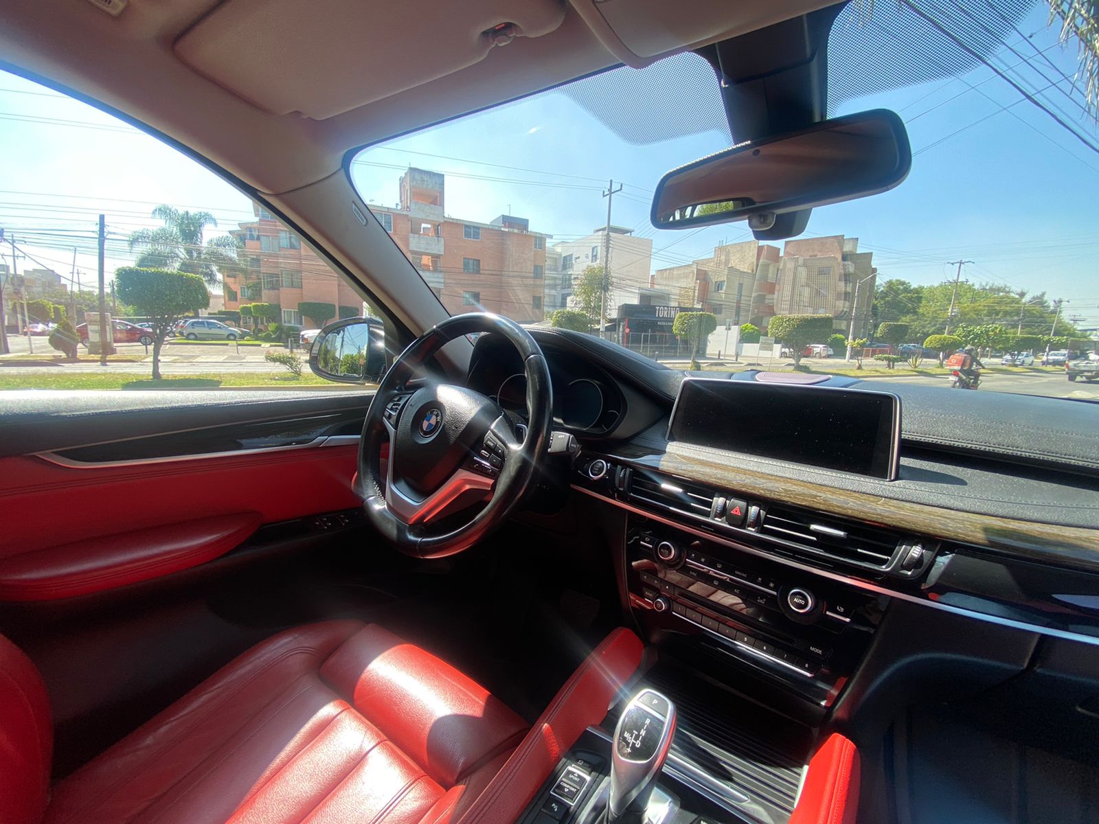 BMW X6 50I XDRIVE BLANCO 2017