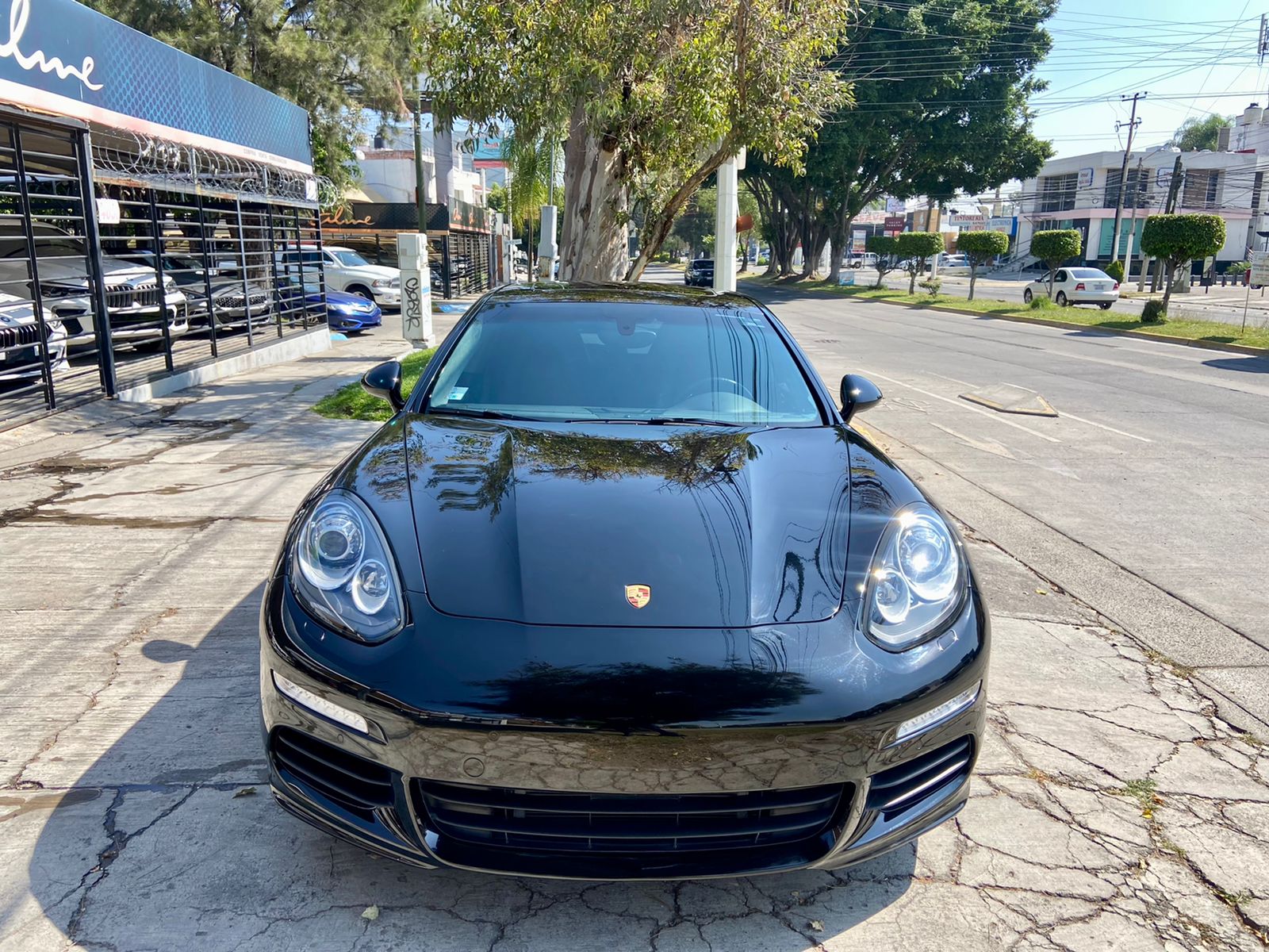 PORSCHE PANAMERA NEGRO 2016
