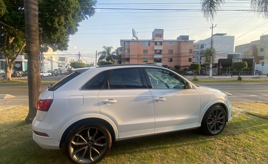 AUDI Q3 RS BLANCO 2017