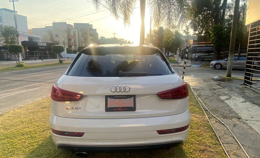 AUDI Q3 RS BLANCO 2017