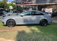 AUDI A4 2017 GRIS