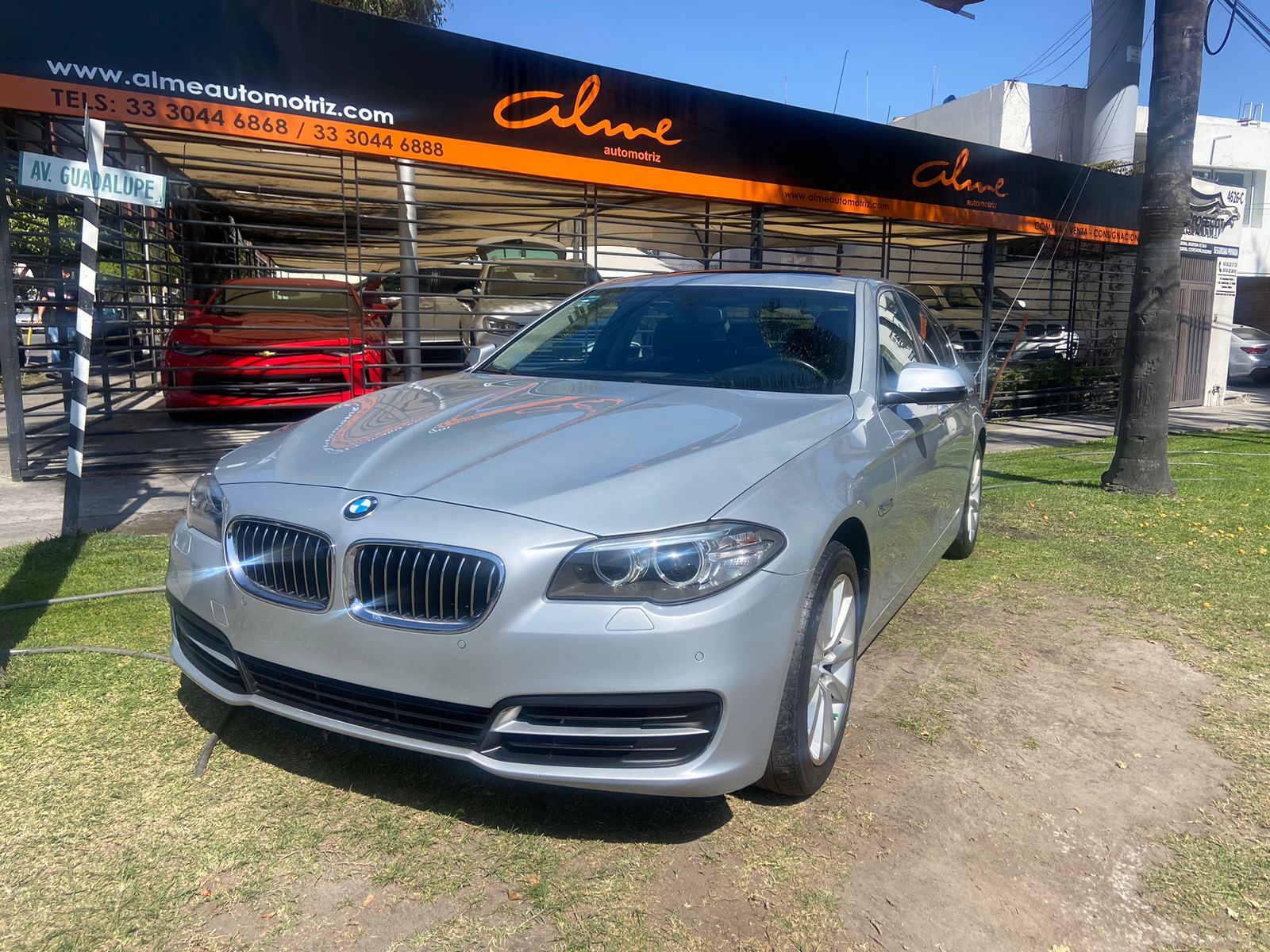 BMW SERIE 5 520I GRIS 2016