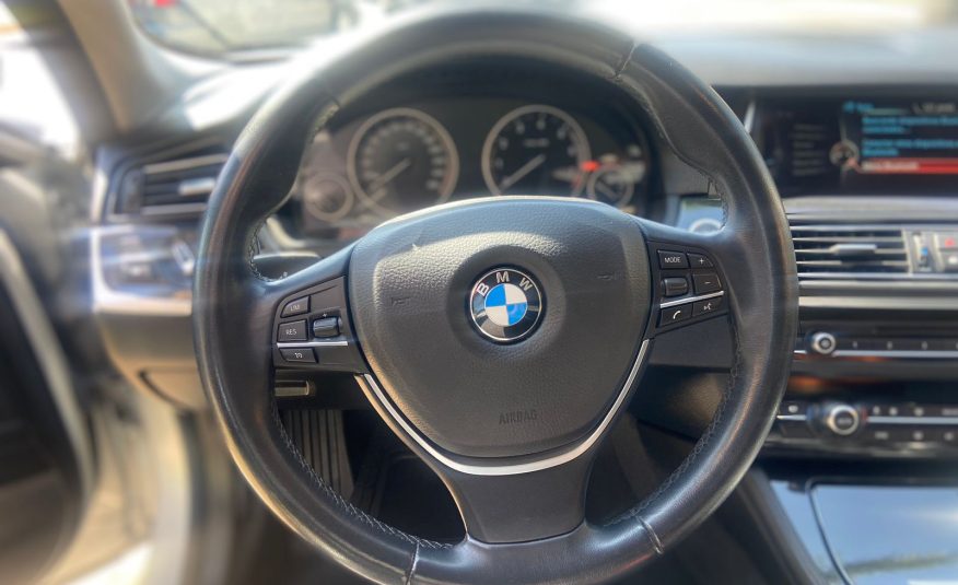 BMW SERIE 5 520I GRIS 2016