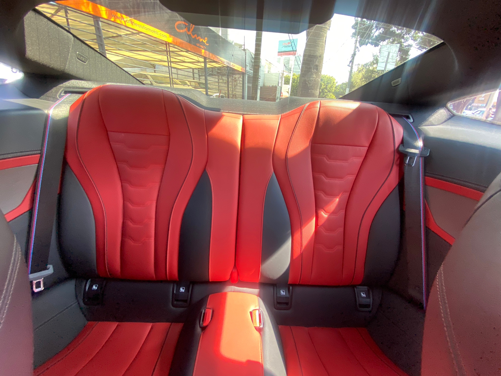 BMW M850I XDRIVE BLANCO