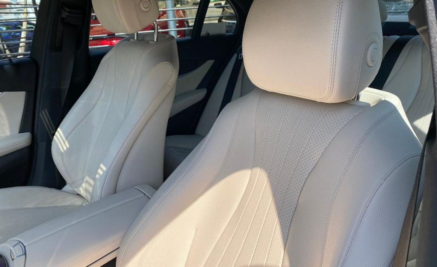 MERCEDES E 200 2017 BLANCO