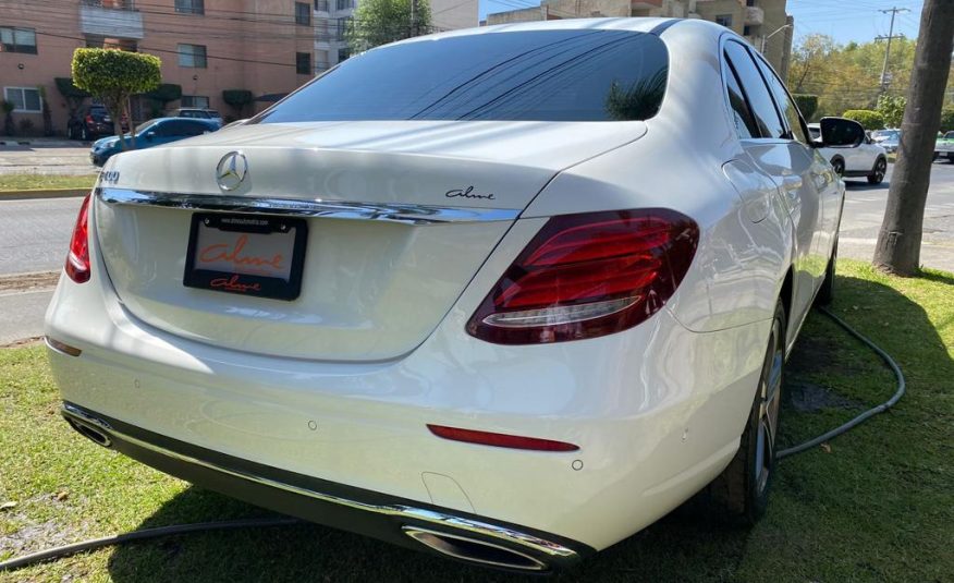 MERCEDES E 200 2017 BLANCO