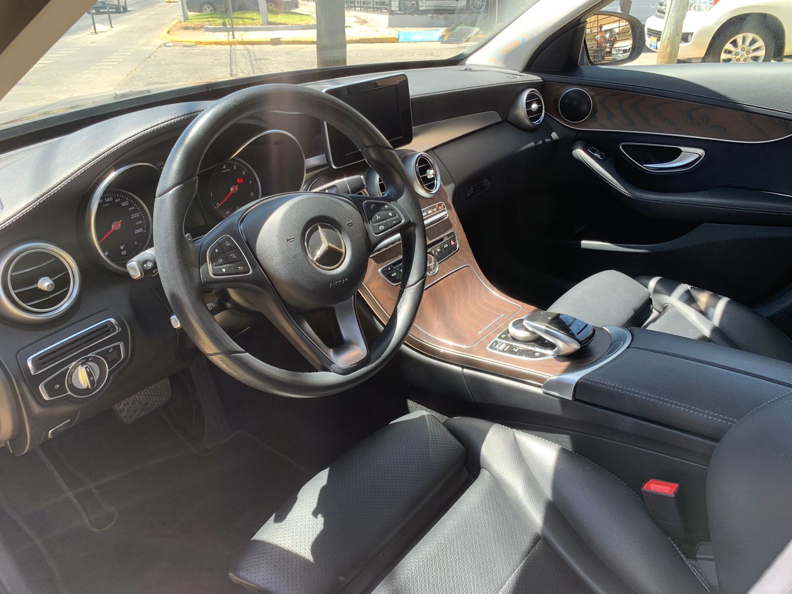 MERCEDES BENZ C200 EXCLUSIVE 2018 GRIS