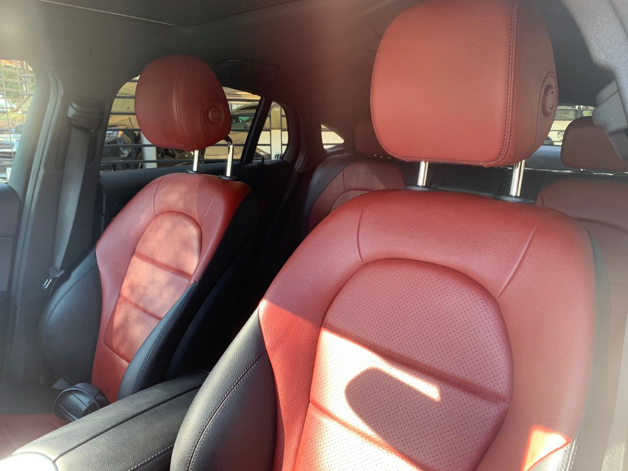MERCEDES-BENZ GLC300 AVANTGARDE 2019 NEGRA