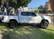 TOYOTA TACOMA 4X4 2018 BLANCO
