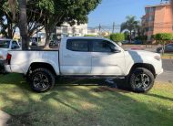 TOYOTA TACOMA 4X4 2018 BLANCO