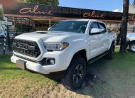 TOYOTA TACOMA 4X4 2018 BLANCO