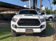 TOYOTA TACOMA 4X4 2018 BLANCO