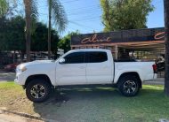 TOYOTA TACOMA 4X4 2018 BLANCO