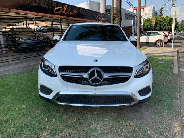 MERCEDES BENZ GLC300 COUPE AVANTGARDE