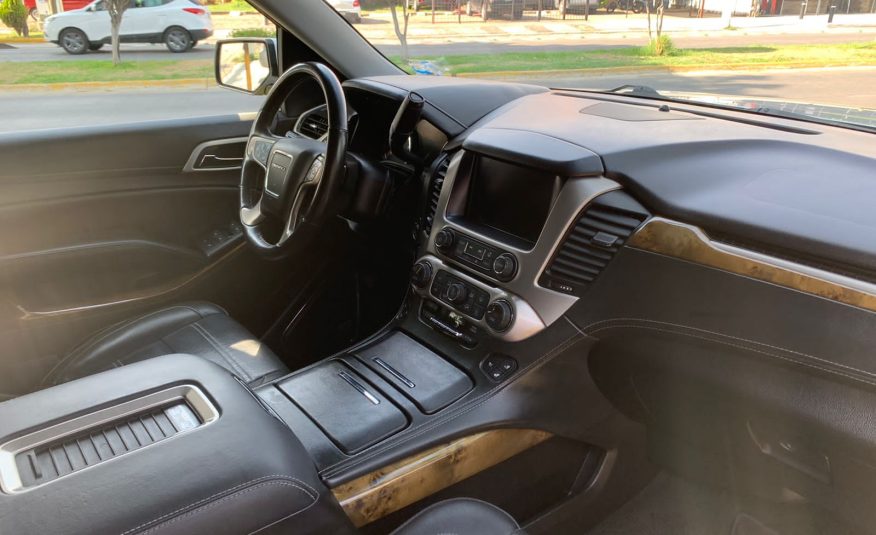 GMC YUKON DENALI 2017 PLATA